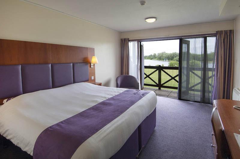 Premier Inn Milton Keynes South Ngoại thất bức ảnh